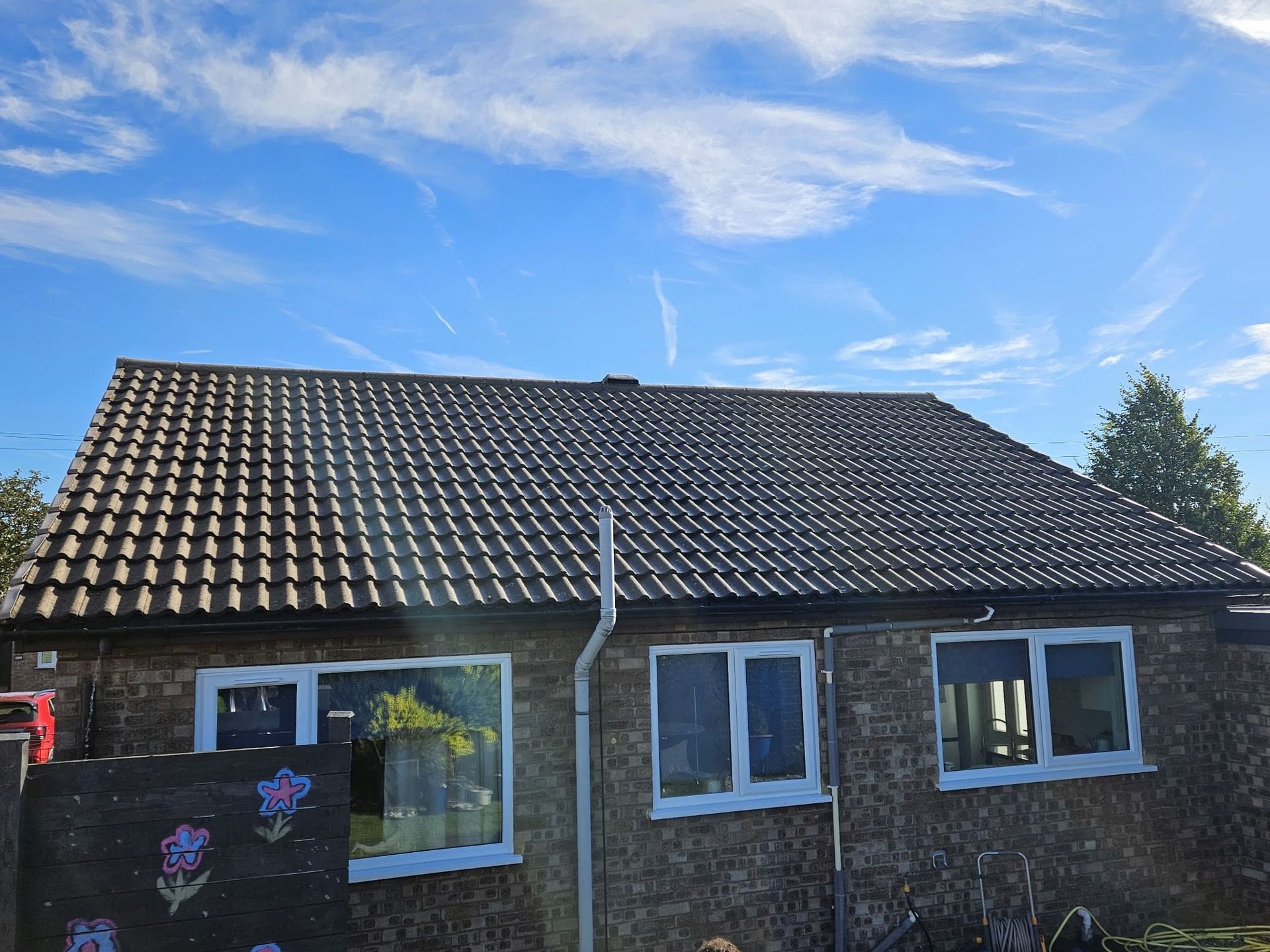 Clean roof after professional moss removal treatment in Lincolnshire