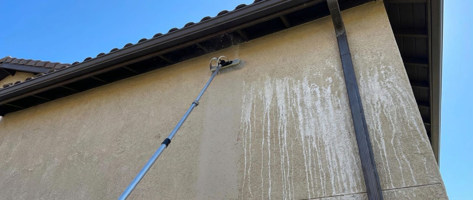 Render cleaning in Brigg by Fenland Property Care